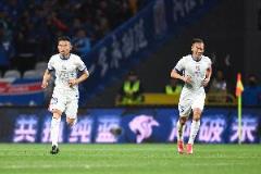 滬媒：傷兵滿營，申花主帥斯盧茨基面臨隊內(nèi)傷病管理挑戰(zhàn)